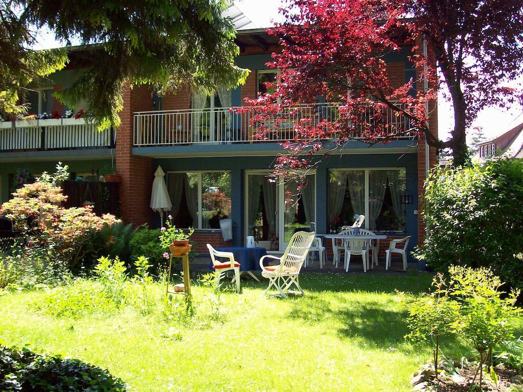 Bed and Breakfast Chez Jean Et Daisy Riehen Экстерьер фото